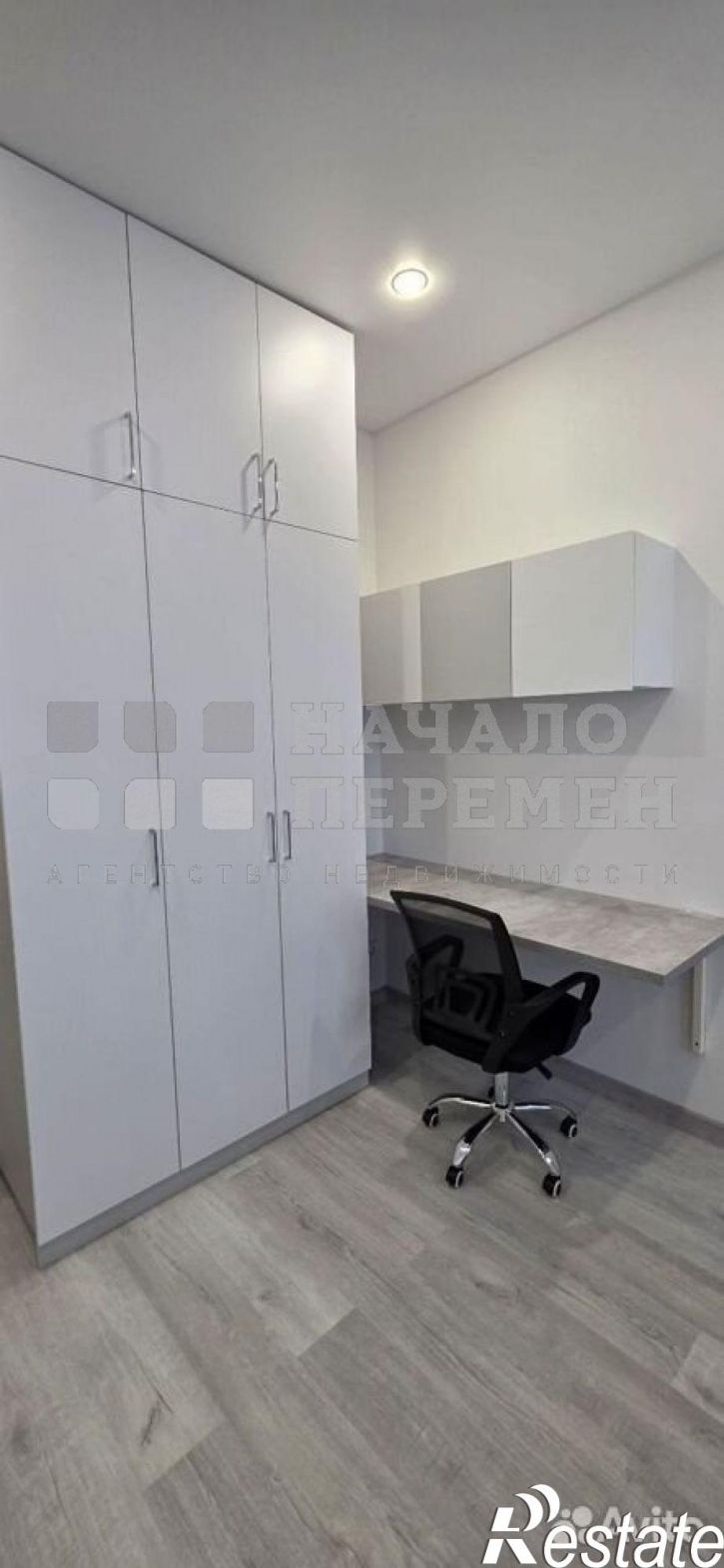 3-комн квартира Райсовета пл, 14