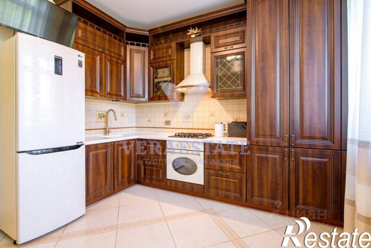 2-комн квартира улица Кирова, 336,  д. 336