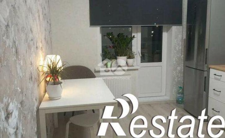 1-комн квартира улица Петухова, 105
