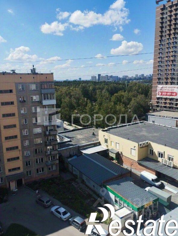 Купить комнату за 1 300 000 рублей на Выборная улица, 118