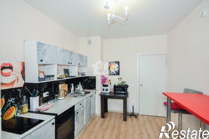 2-комн квартира улица Петухова, 105,  д. 105