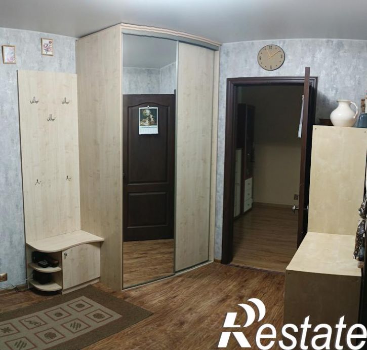 2-комн квартира Российская, 15