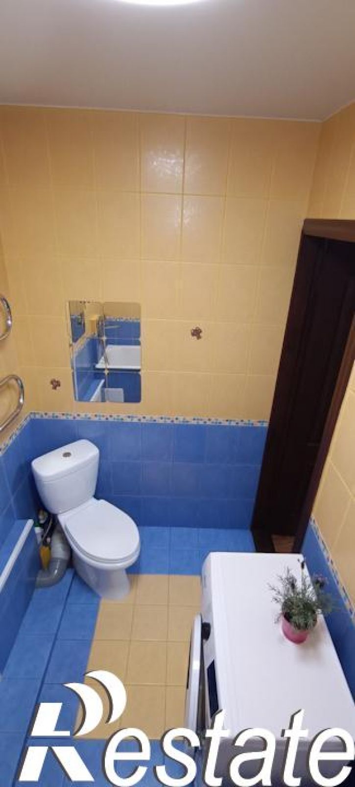 2-комн квартира Российская, 15