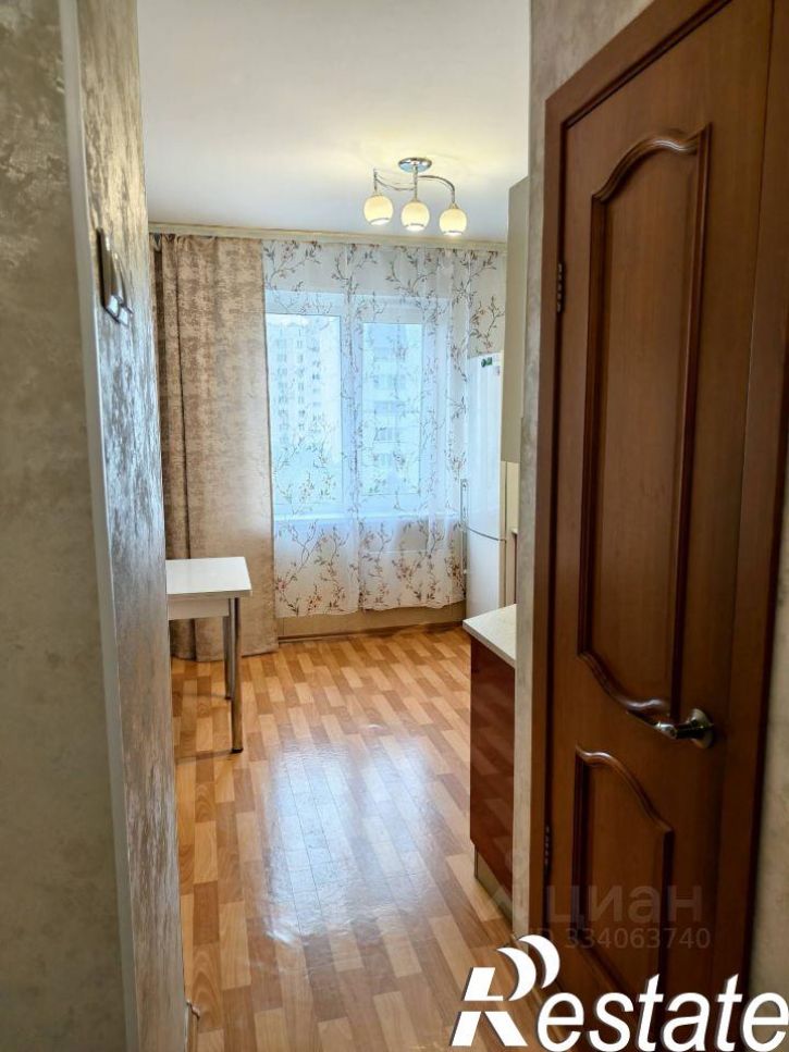 1-комн квартира улица Высоцкого, 42,  д. 42