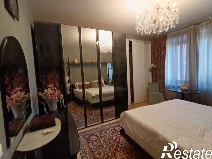 3-комн квартира улица Ермака, 1,  д. 1