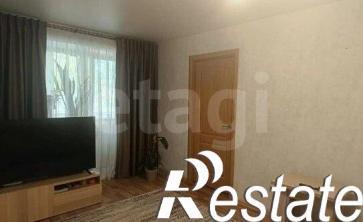 2-комн квартира улица Петухова, 20,  д. 20