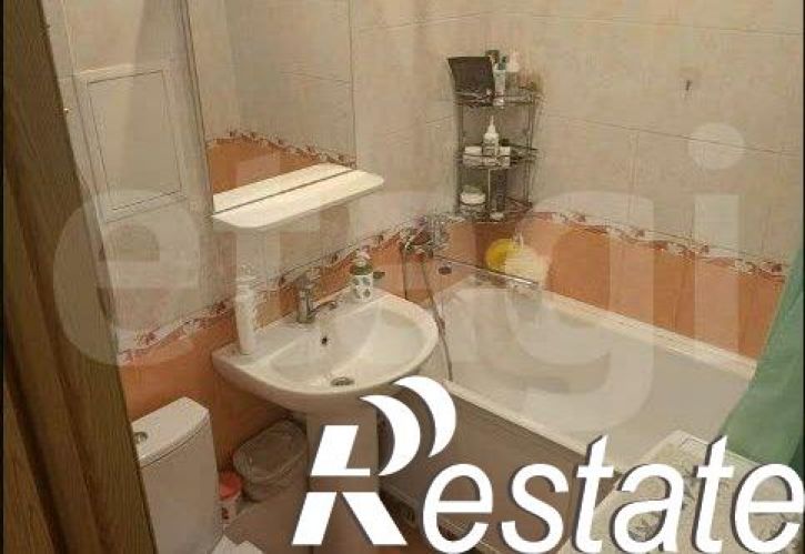 2-комн квартира улица Петухова, 20,  д. 20