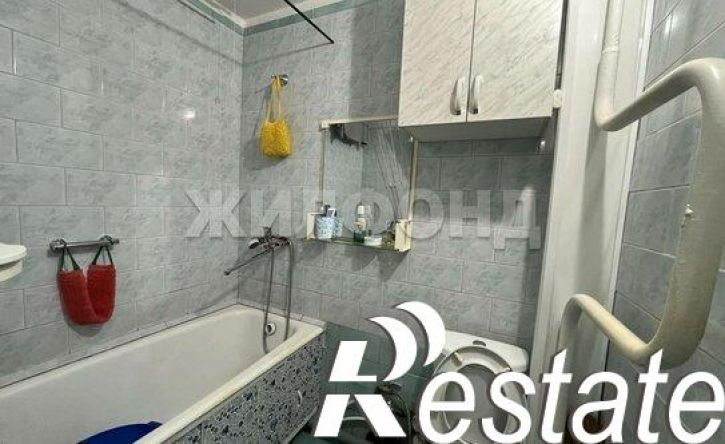 1-комн квартира улица Крылова, 64А,  д. 64А