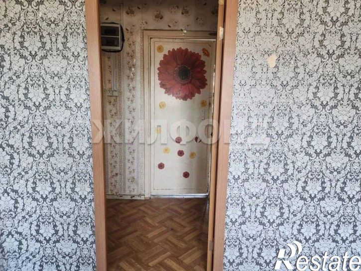 Комната улица Шмидта, 10,  д. 10