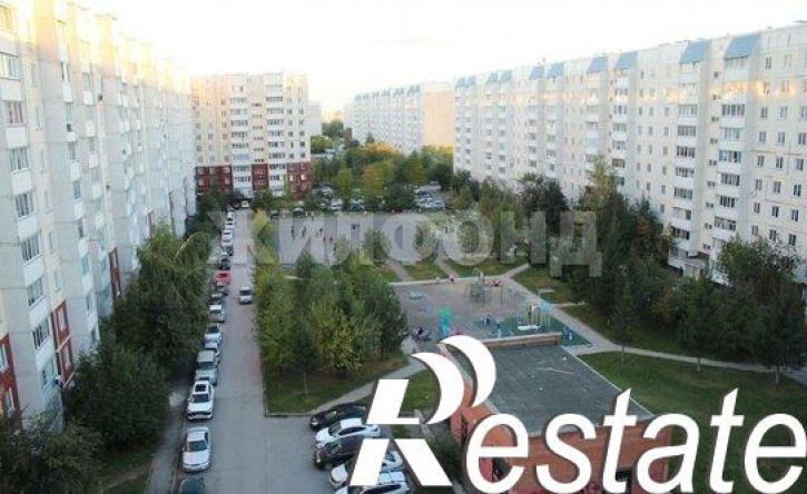 1-комн квартира улица Высоцкого, 42,  д. 42