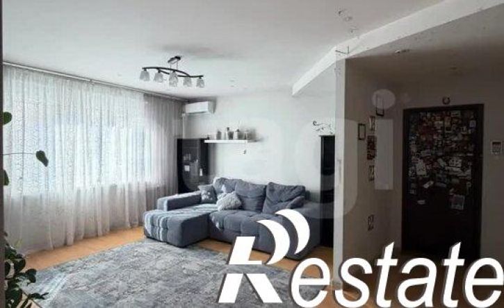 4-комн квартира улица Демьяна Бедного, 52,  д. 52