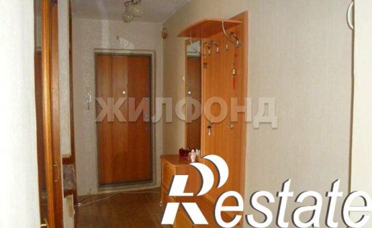 3-комн квартира улица Героев Революции, 12/1,  д. 12/1