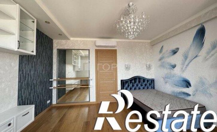3-комн квартира улица Романова, 39,  д. 39
