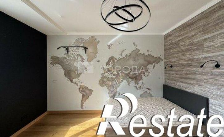 3-комн квартира улица Романова, 39,  д. 39