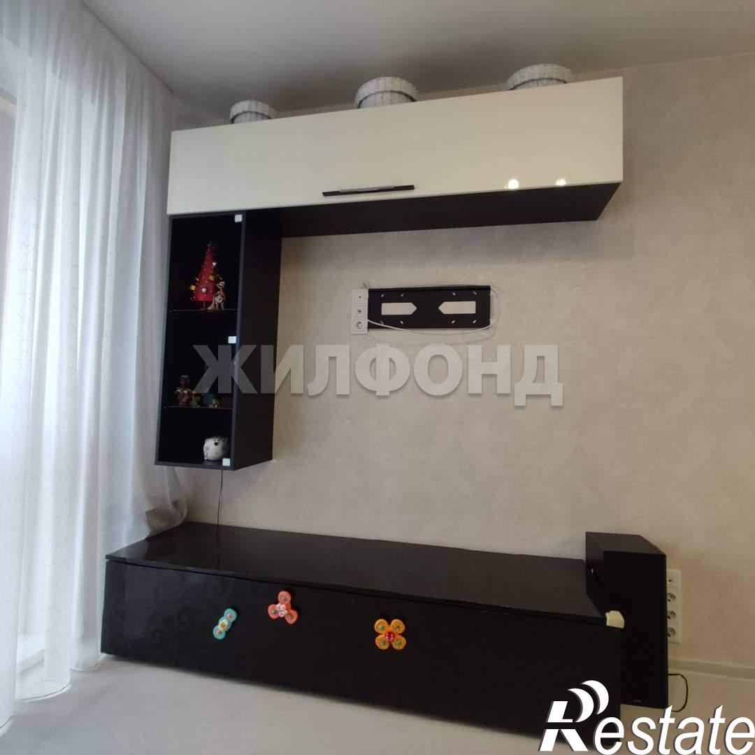 Купить квартиру за 15 800 000 рублей на Иванова улица, д.8