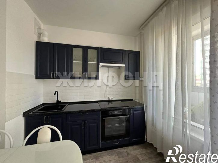 2-комн квартира Адриена Лежена улица, д.36