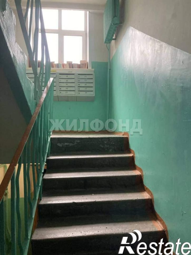 2-комн квартира Макаренко улица, д.27/1