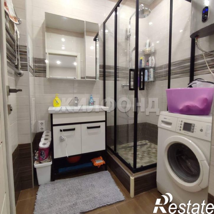2-комн квартира Иванова улица, д.8