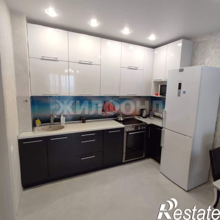 2-комн квартира Иванова улица, д.8