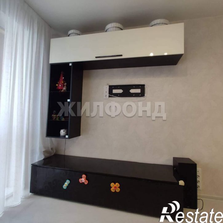2-комн квартира Иванова улица, д.8