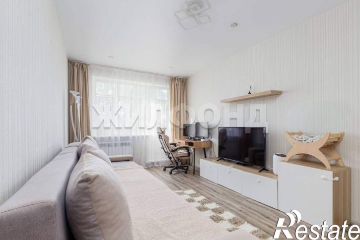 3-комн квартира Толбухина улица, д.25