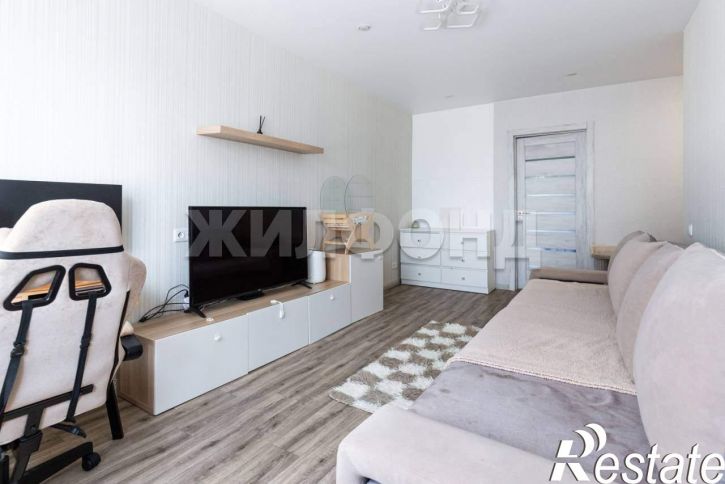 3-комн квартира Толбухина улица, д.25