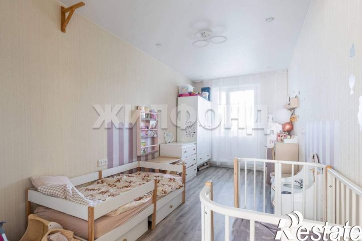 3-комн квартира Толбухина улица, д.25