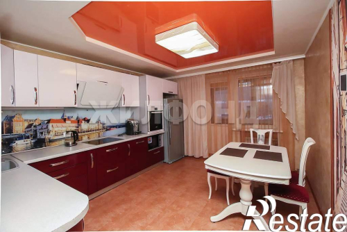Продажа 4-комн квартиры Новая Заря улица, д.53