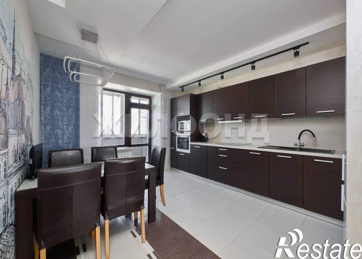 3-комн квартира Каменская улица, д.32
