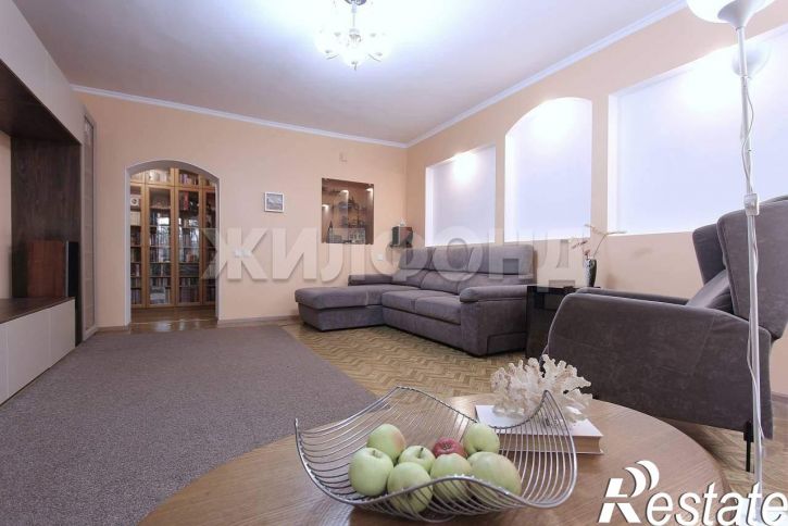 3-комн квартира 1-й Серафимовича переулок, д.1