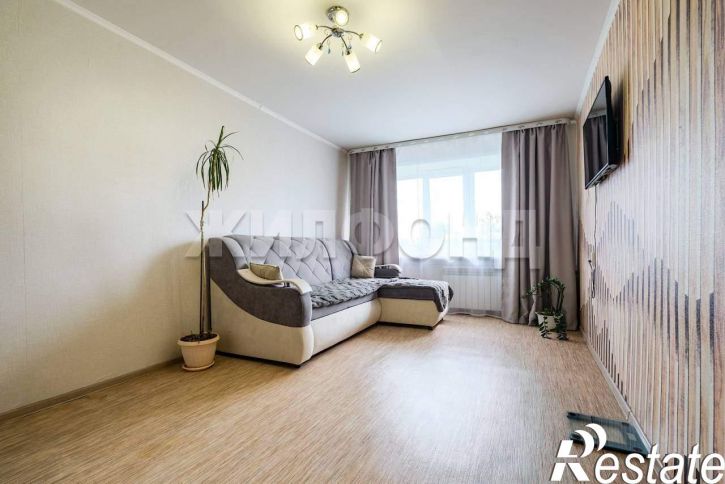 3-комн квартира Коченевская улица, д.1