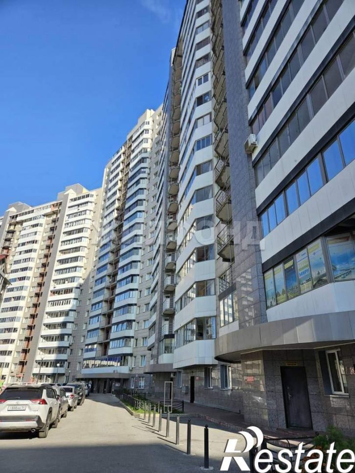 3-комн квартира Орджоникидзе улица, д.47