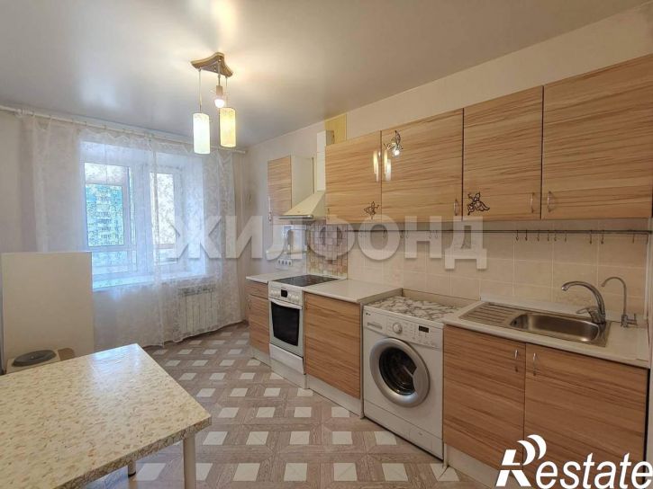 1-комн квартира Лазурная улица, д.28