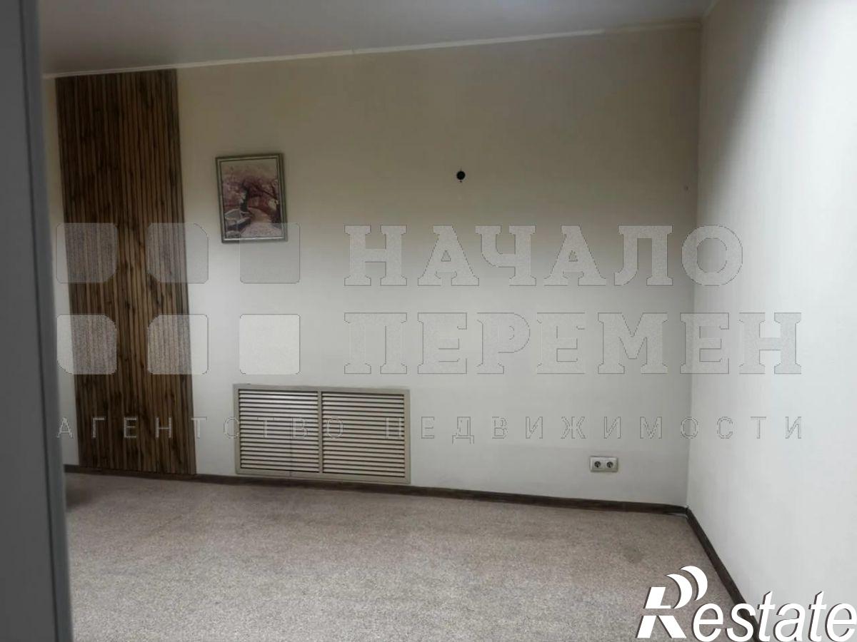 Сдать офис, помещение под офис за 36 300 рублей на Немировича-Данченко ул, 165