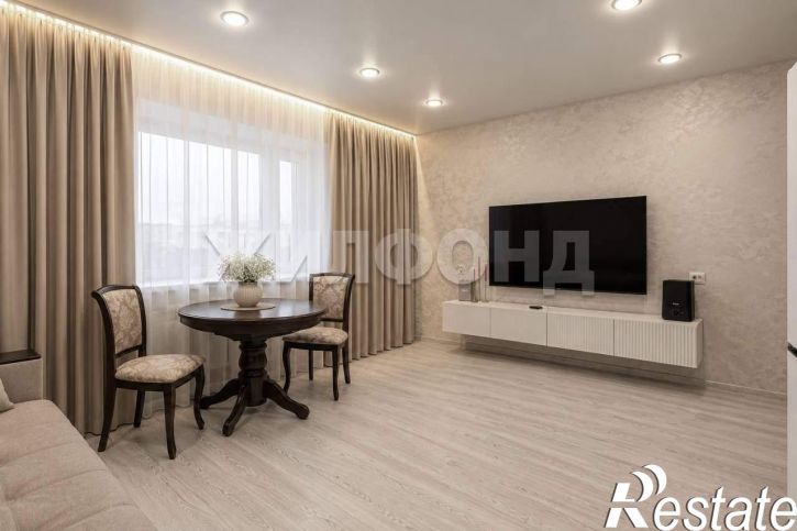 3-комн квартира Макаренко улица, д.52