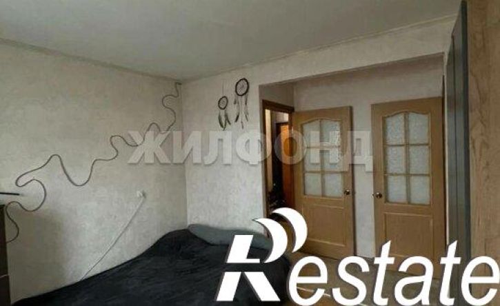 1-комн квартира улица Сибиряков-Гвардейцев, 4,  д. 4