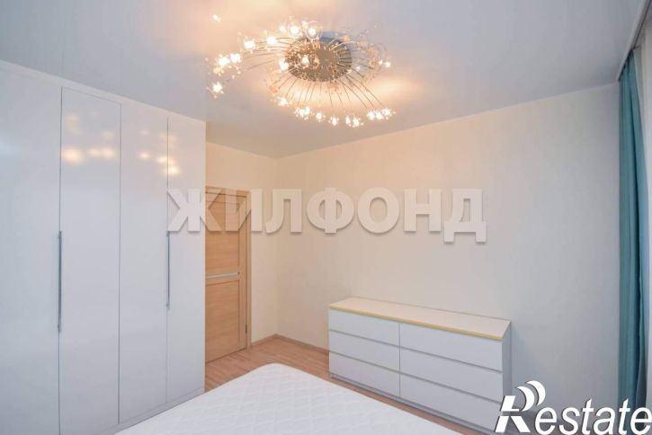 4-комн квартира Романова улица, д.60/1