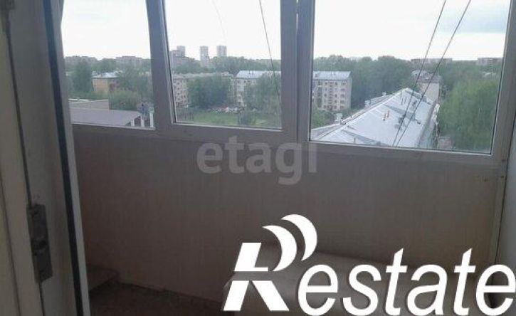 2-комн квартира улица Петухова, 76,  д. 76