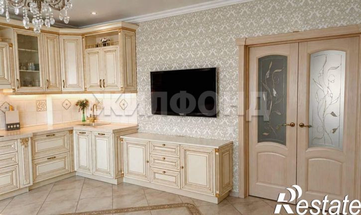 3-комн квартира Крылова улица, д.63