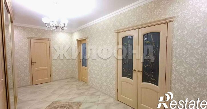 3-комн квартира Крылова улица, д.63