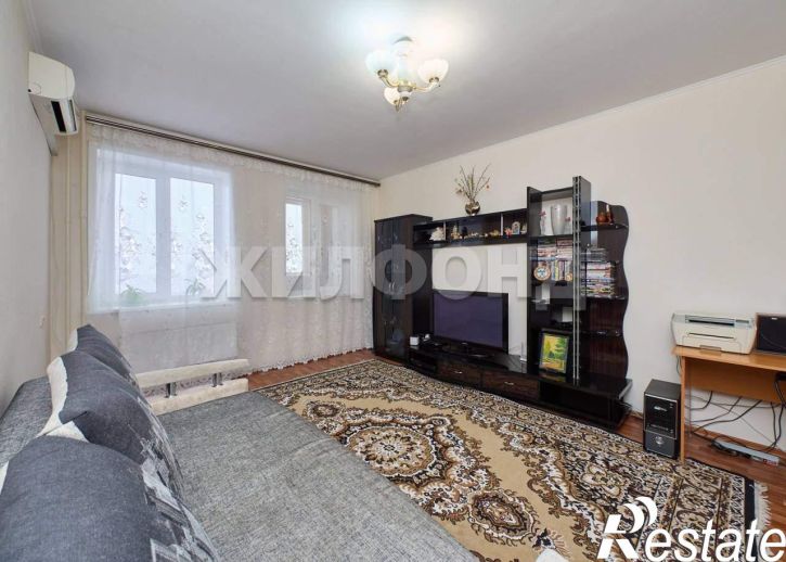 3-комн квартира Краузе улица, д.17