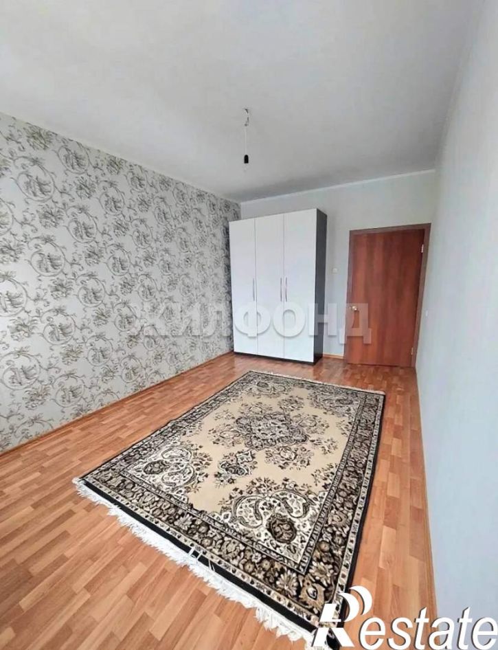 3-комн квартира Краузе улица, д.17