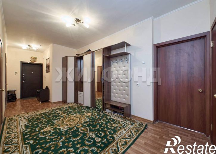 3-комн квартира Краузе улица, д.17