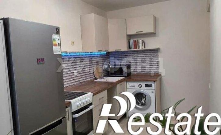 1-комн квартира улица Крылова, 64Б,  д. 64Б