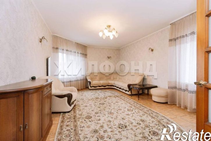 3-комн квартира Обогатительная улица, д.4