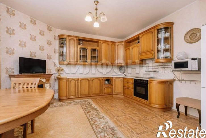 3-комн квартира Обогатительная улица, д.4